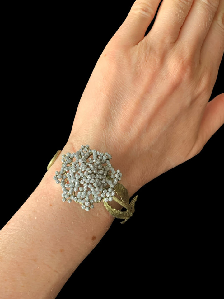 Queen Anne's Lace Cuff
