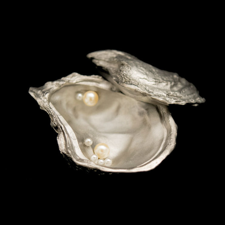 Oyster with Pearls Box