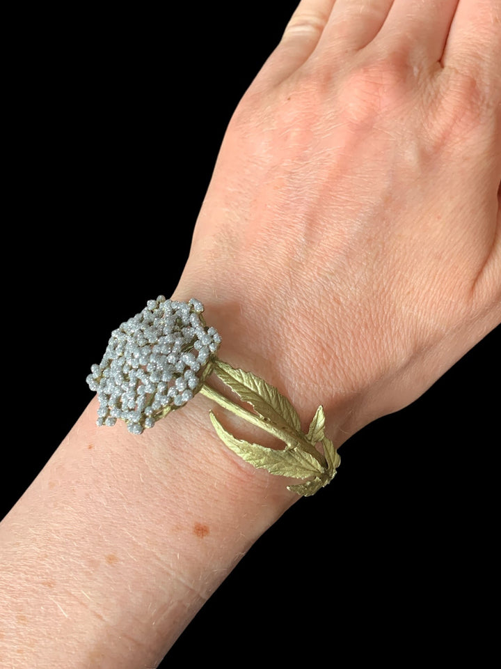 Queen Anne's Lace Cuff