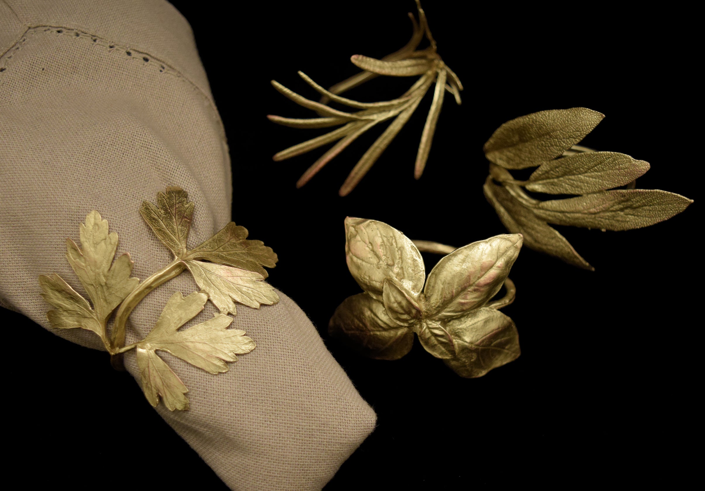 Italian Herbs Bronze Assortment for Four Napkin Rings