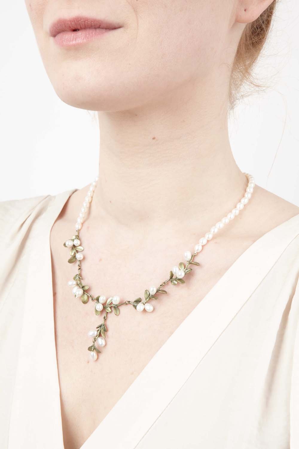 Boxwood Necklace - Pearls